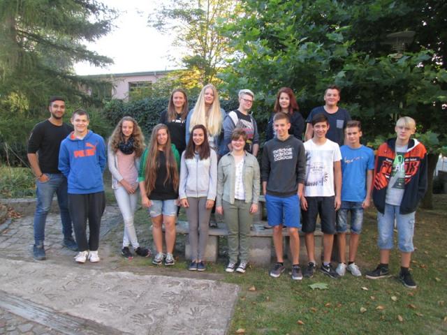vordere Reihe v. l.: Ebrahimi Kiyarash, Tim Jacobi, Jasmin Gebhardt, Alina Victoria Prasser Alissa Prautzsch, Lena H&ouml;rigs, Eric Friedrich, Jan Hoffmann, Maurice Nitzschke, Nico T&ouml;pfer mittlere Reihe v. l.: Maria Hahn, Josy Reichenbach, Pauline L&ouml;ffler, Marika Matthias, Cornelius Woltersdorf